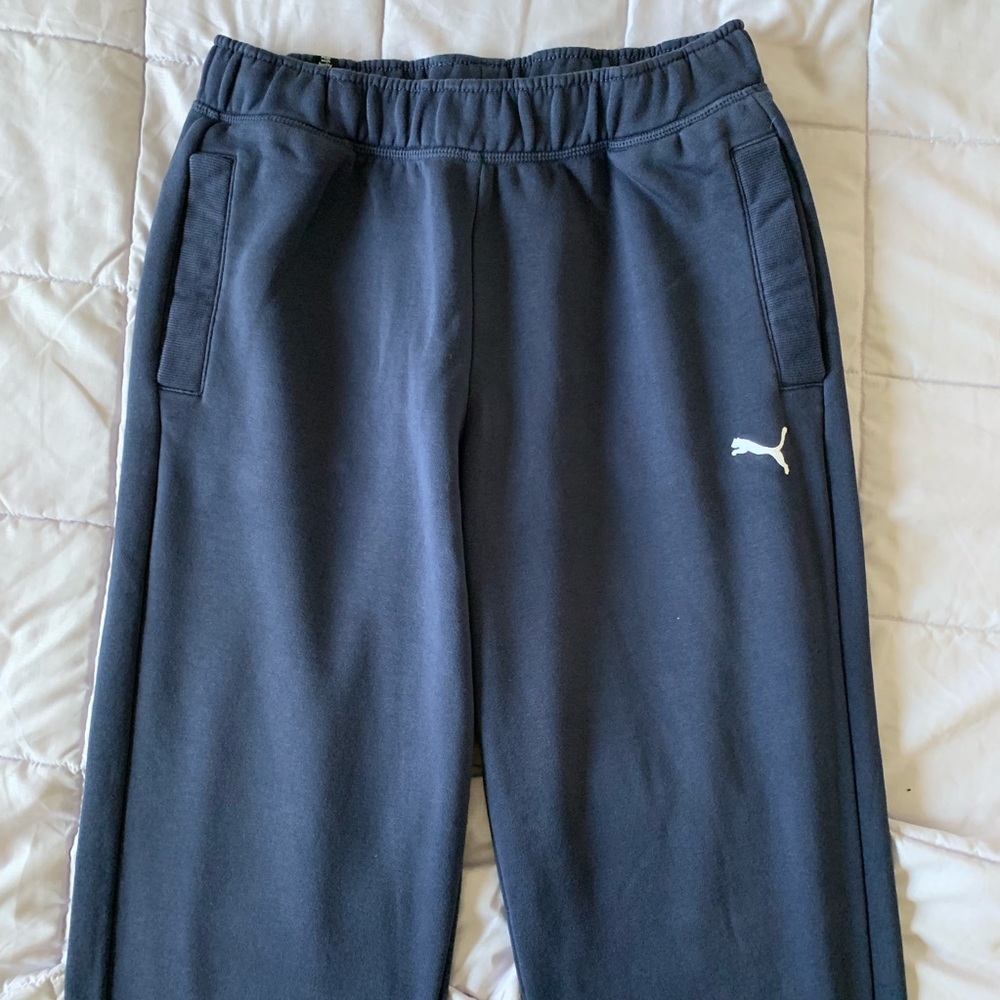 BRAND NEW PUMA SWEATPANTS